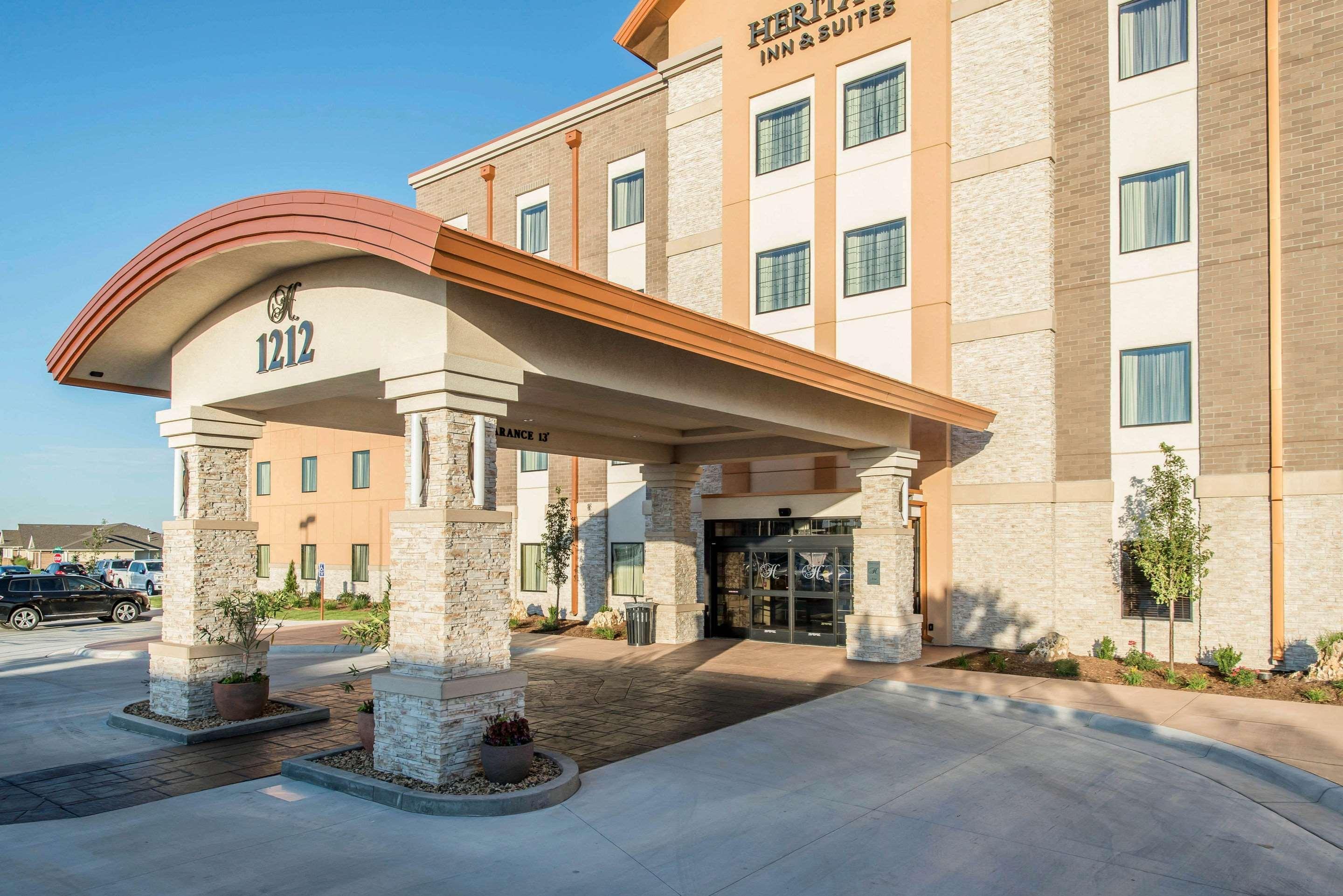 The Heritage Inn & Suites, Ascend Hotel Collection Garden City Bagian luar foto