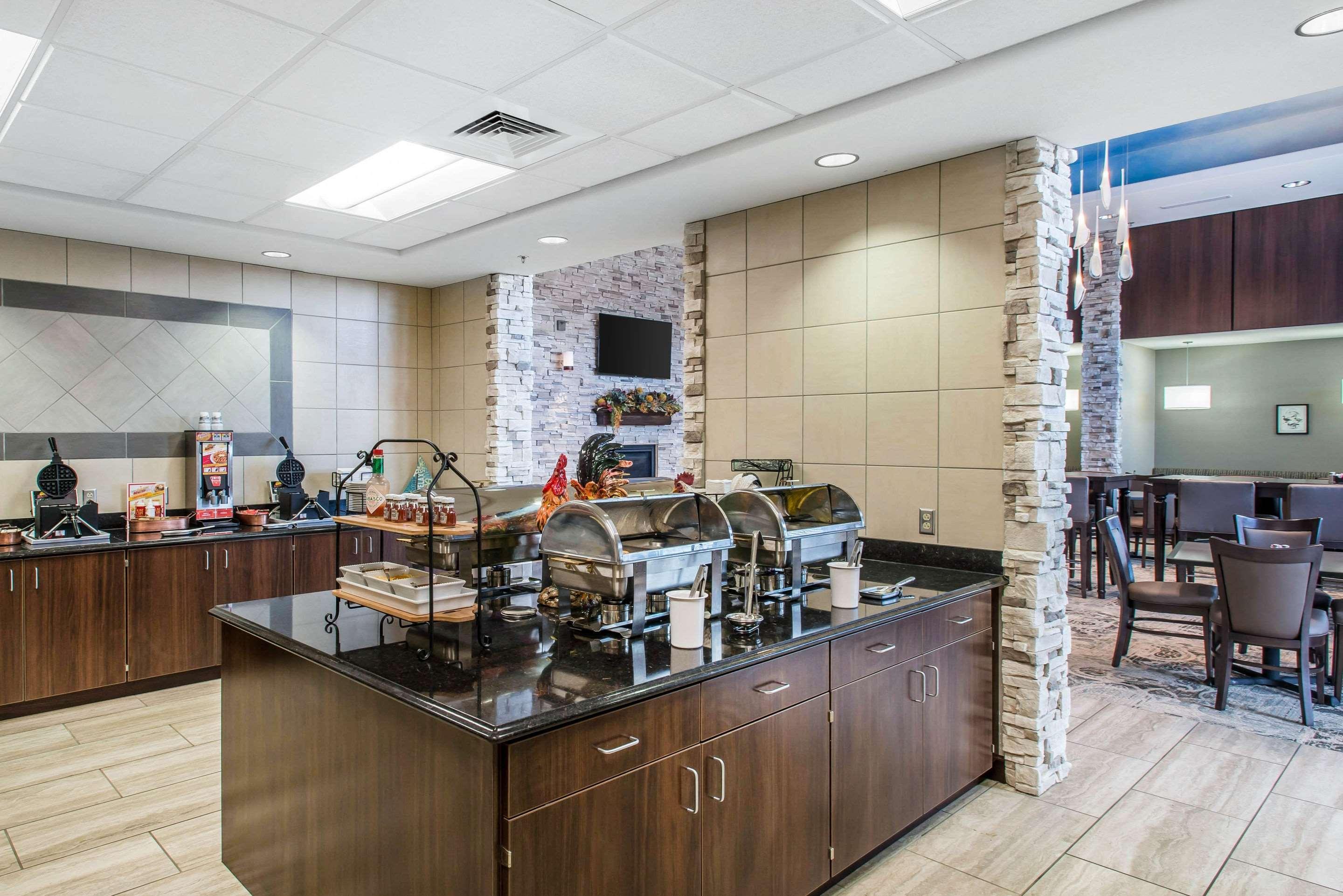 The Heritage Inn & Suites, Ascend Hotel Collection Garden City Bagian luar foto
