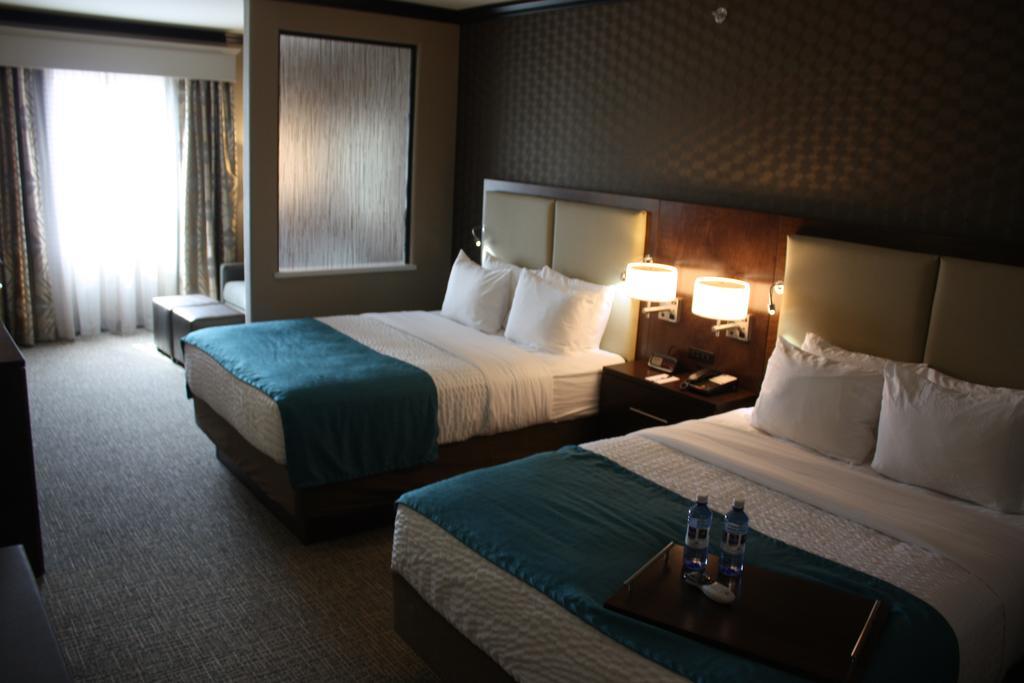 The Heritage Inn & Suites, Ascend Hotel Collection Garden City Bagian luar foto