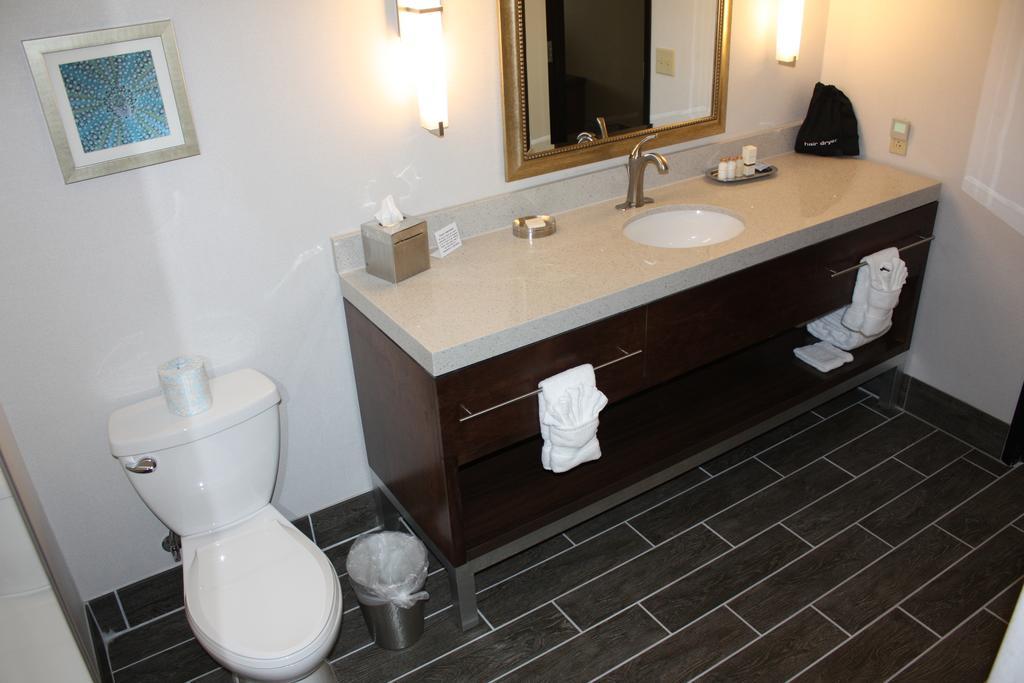 The Heritage Inn & Suites, Ascend Hotel Collection Garden City Bagian luar foto