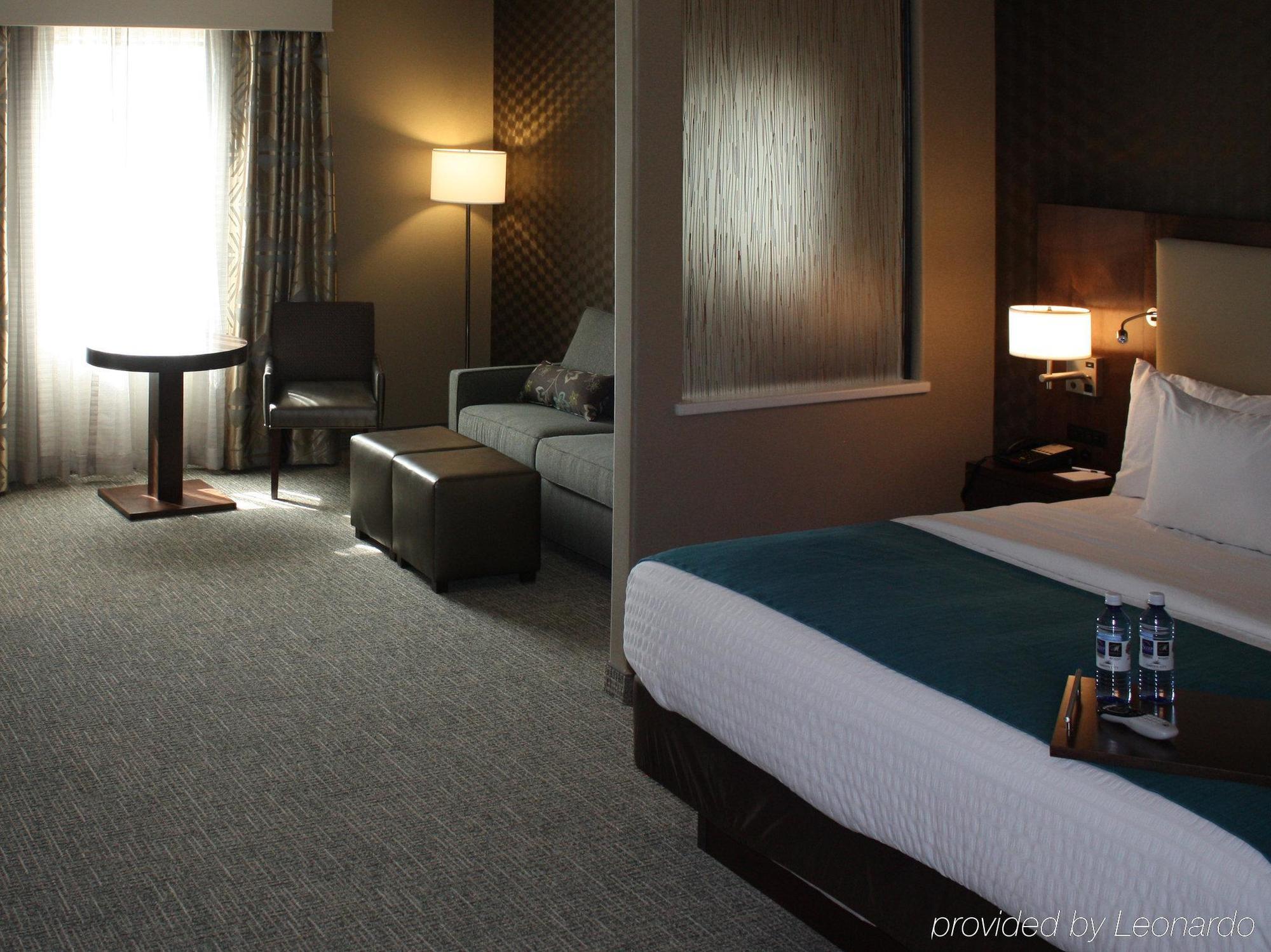The Heritage Inn & Suites, Ascend Hotel Collection Garden City Bagian luar foto